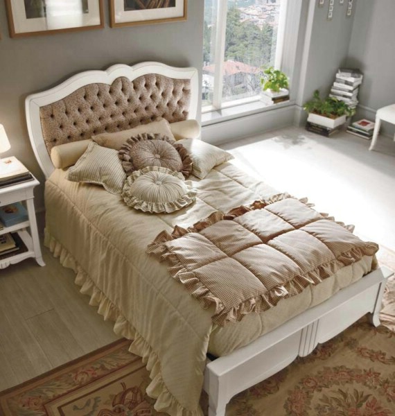 Classic bedroom furniture Newdeco 1