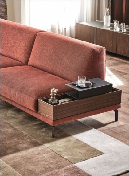 BLAKE SOFA 01