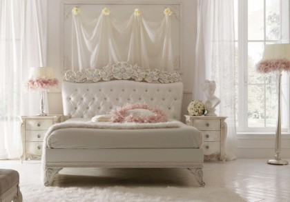 Upholstered Bed