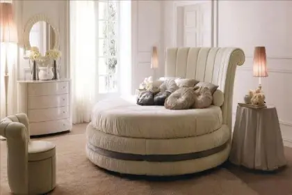 Luxury Italian bedrooms - Upholstered Italian bedding