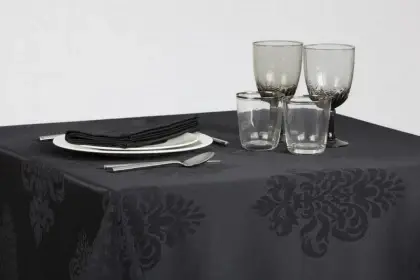 Retro Collection Damask Textile Fabric for Restaurants